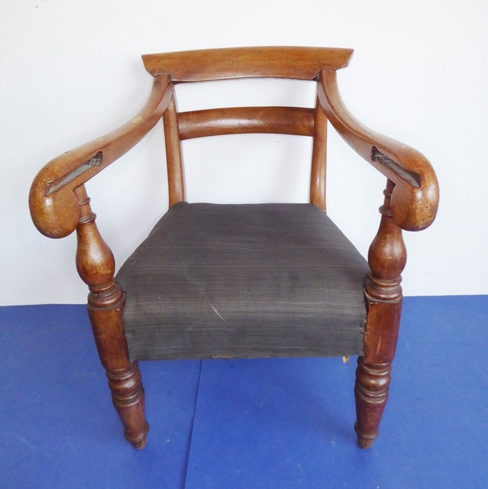 A late Regency period mahogany open-armed child's chair on turned front legs - Image 2 of 7