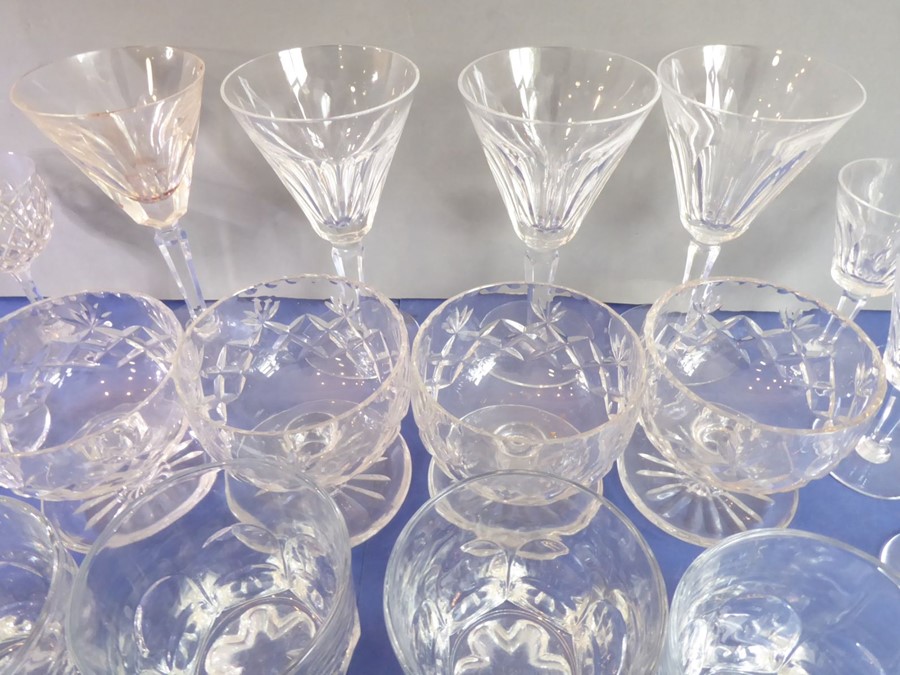 A good selection of hand-cut drinking glasses and a set of four sundae dishes - Image 2 of 5