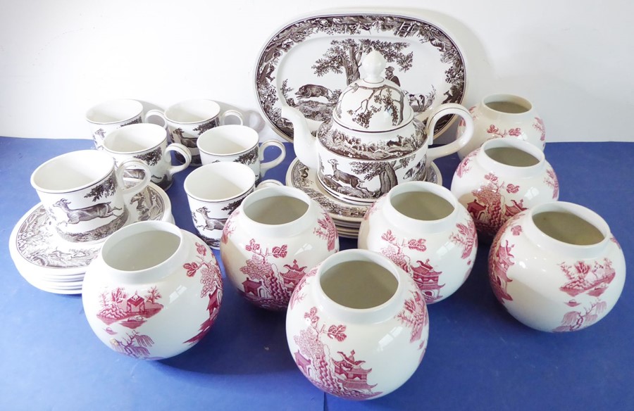 A Villeroy & Boch (Germany) six-place coffee service in the 'Anjou' pattern; coffee pot, large