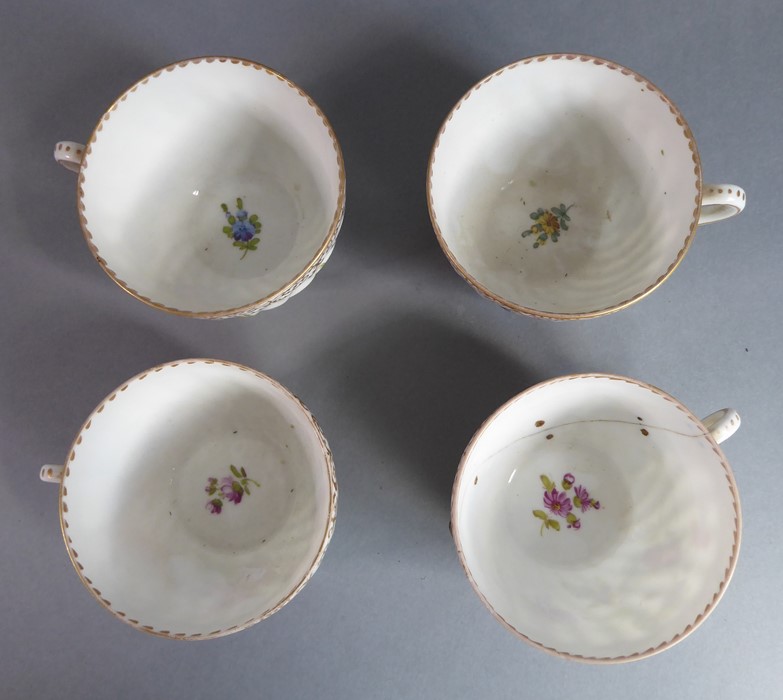 A selection of ceramics to include a shell-shaped bowl hand-decorated with floral sprays, Dresden - Image 32 of 33