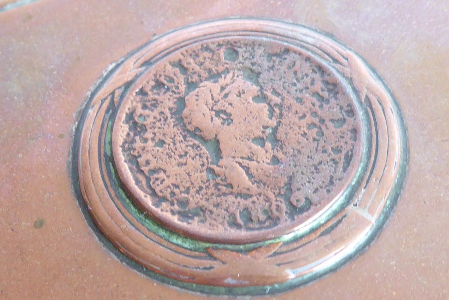 A 19th century oval copper (once silver plated) table snuff box; the lid inset with a worn early - Image 3 of 4