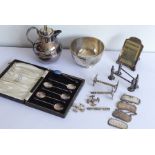 A variety of silver and silver-plate bijouterie. The hallmarked silver to include an early 20th