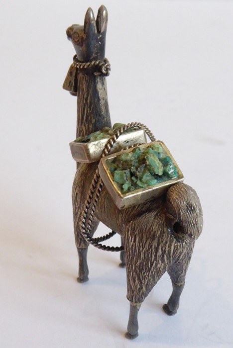 An unusual solid silver model of a Llama/Alpaca laden with two boxes of precious minerals; the beast - Image 4 of 7