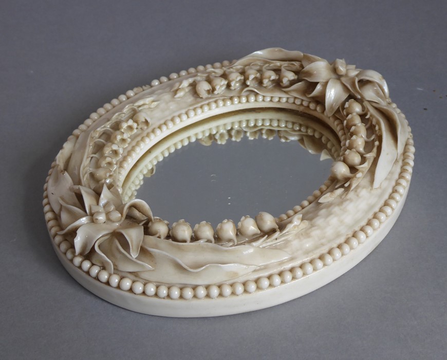 A selection of ceramics to include a shell-shaped bowl hand-decorated with floral sprays, Dresden - Image 5 of 33