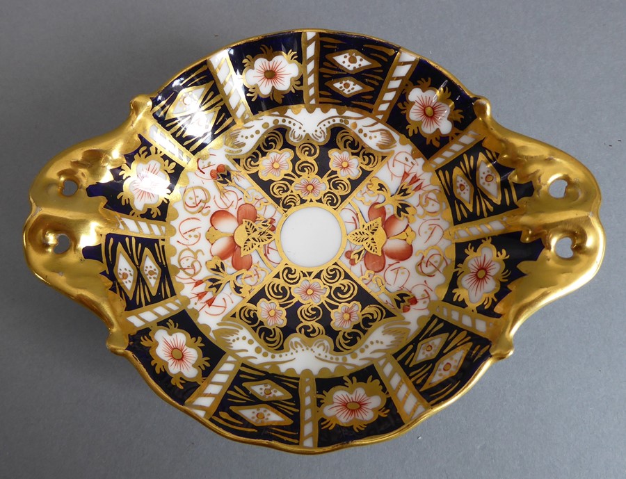 A selection of fine Royal Crown Derby porcelain; each hand-gilded and decorated in the Imari palette - Image 7 of 21