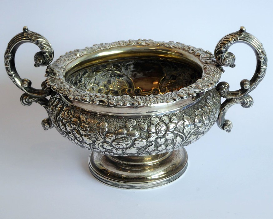 A heavy early 19th century hallmarked silver three-piece tea service: teapot, large two-handled - Image 6 of 13