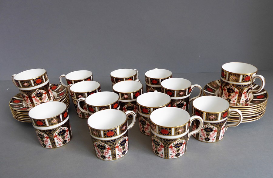 A selection of fine Royal Crown Derby porcelain; each hand-gilded and decorated in the Imari palette - Image 15 of 21