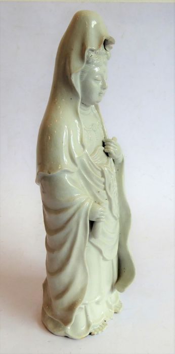 A finely modelled Japanese blanc-de-chine ceramic model of the Japanese goddess, Kannonsama. She - Image 2 of 7