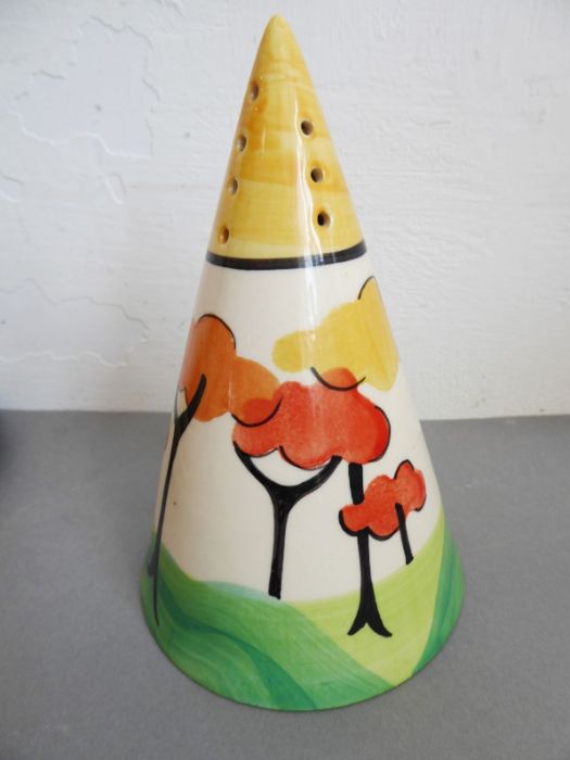 A selection of ceramics to include Art Deco pieces, Clarice Cliff and a modern conical dredger (some - Image 3 of 8