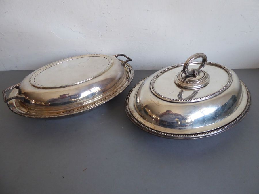 Two boxes of assorted, mostly 19th century, silver plate and pewter tankards. To include two pairs - Image 10 of 10