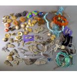 A selection of costume jewellery to include paste buckles and brooches etc.