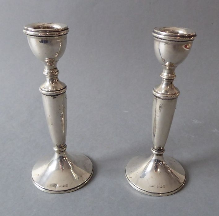 A small pair of silver candlesticks, Birmingham 1916 assay mark - Image 2 of 5