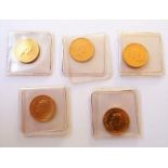 Five late 20th century fine gold one tenth of an ounce (1/10)  £10 coins (5)