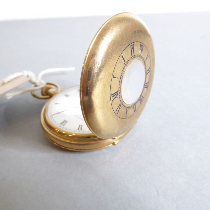 A gentleman's 9-carat yellow-gold-cased half-hunter keyless pocket watch. The outer case with enamel - Image 6 of 10