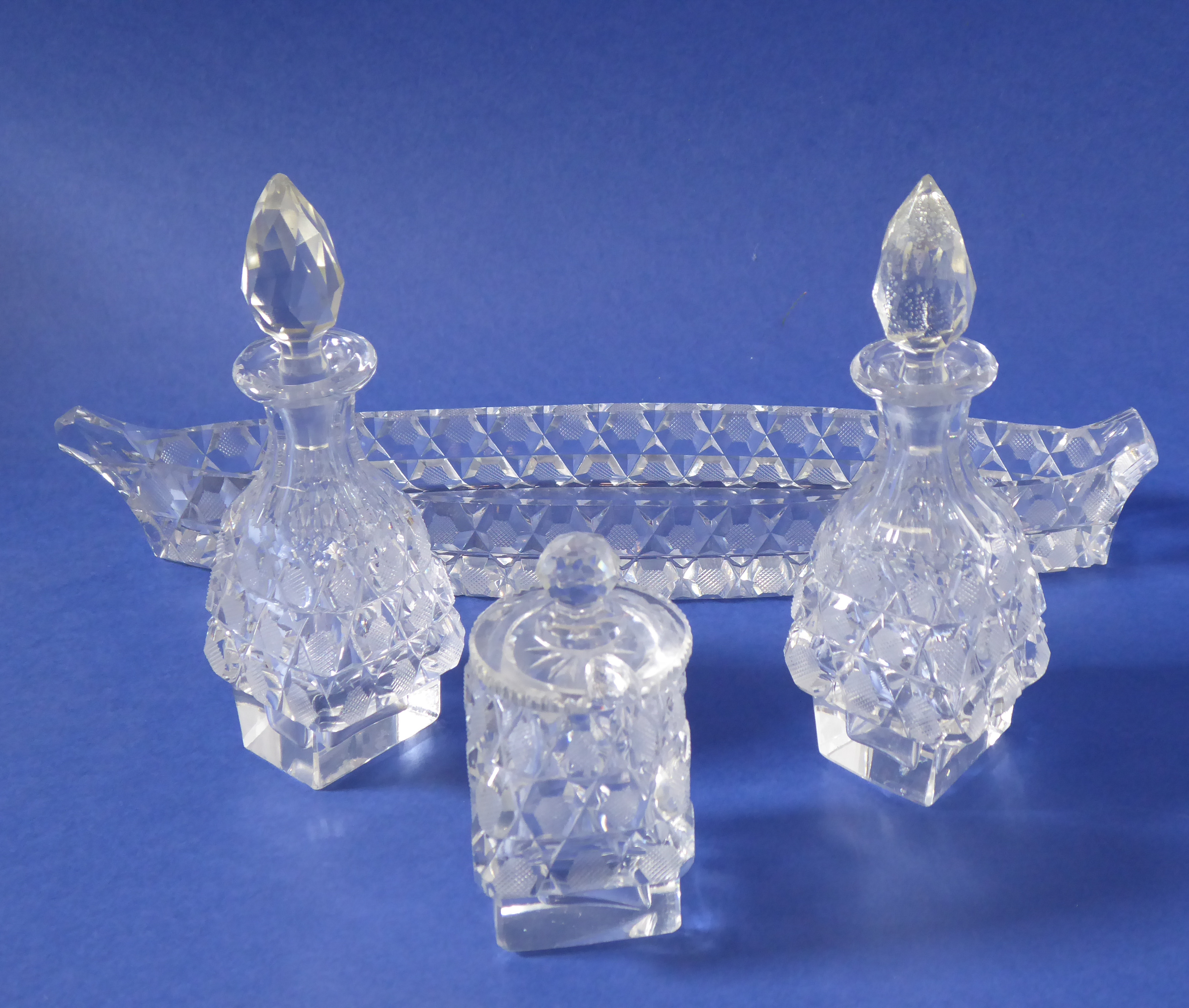 A good selection of glassware to include a heavy cut-glass bowl, a Dartington crystal decanter, - Image 4 of 6