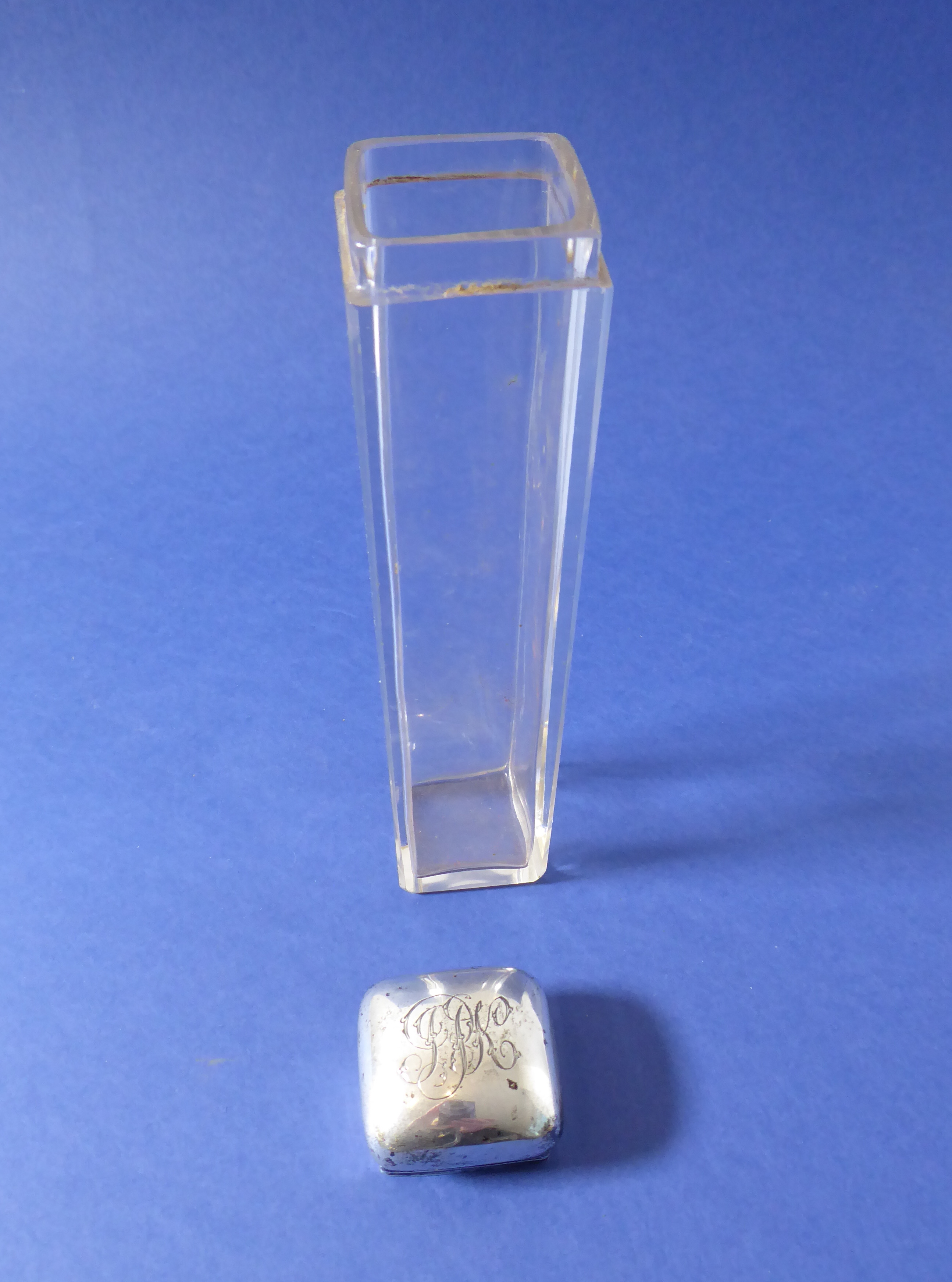 A late 19th/early 20th century rectangular cut-glass requisite bottle with silver lid, two smaller - Image 6 of 6