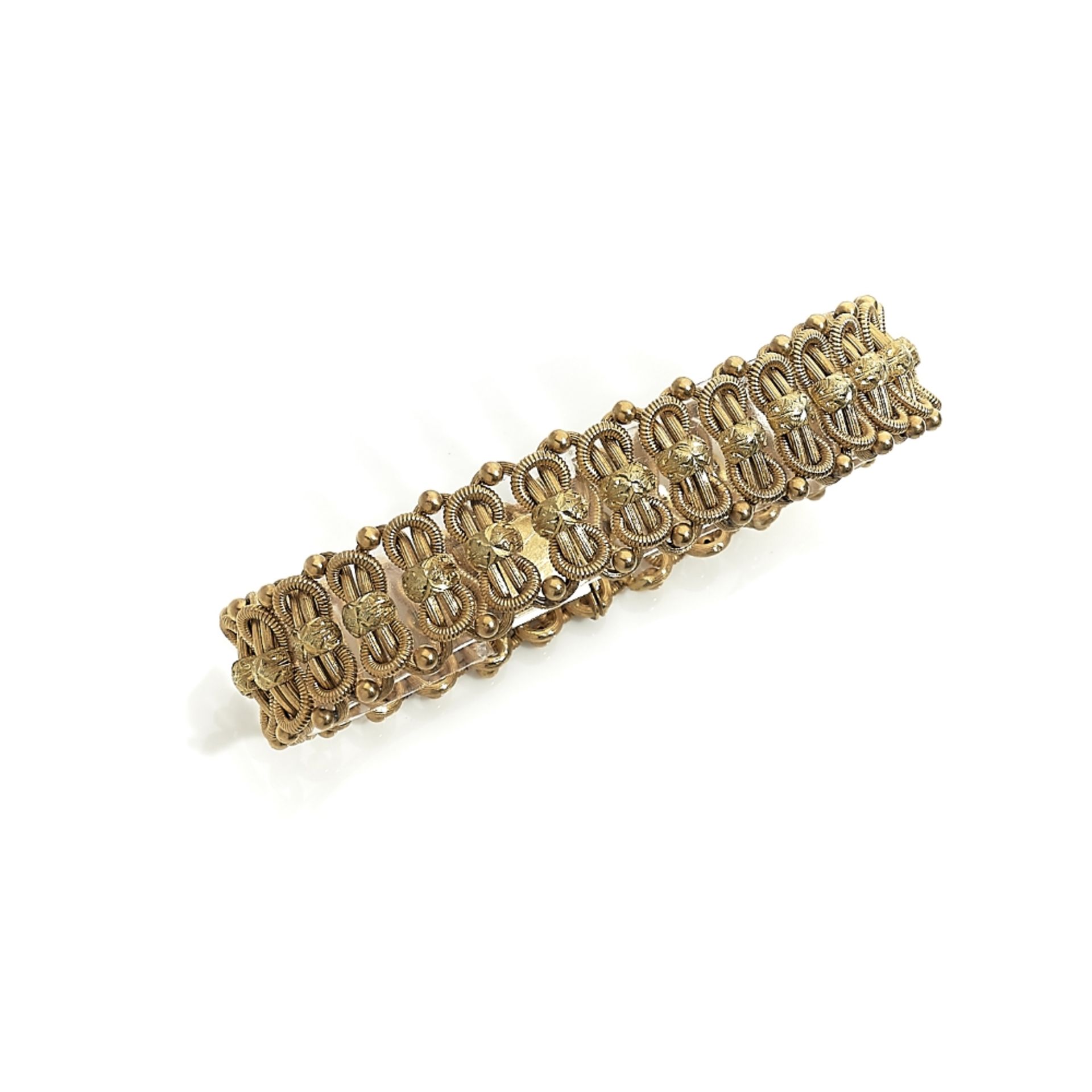 TRAVAIL FRANCAIS ANNEES 1860 BRACELET PASSEMENTERIE, Il est composé de maillons à l'imitation de