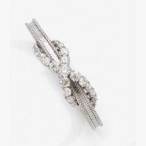 PIERRE STERLE - ANNEES 1950 BRACELET JOAILLERIE Au centre un motif croisé est serti de diamants