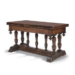 TABLE À L’ITALIENNE, FRANCE DU SUD, D’ÉPOQUE RENAISSANCE, XVIe SIÈCLE Bois de noyer. La ceinture