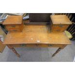 LATE 19TH CENTURY OAK DRESSING TABLE ON TURNED SUPPORTS Condition Report: Back left