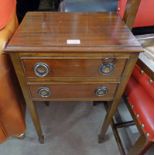 MAHOGANY BEDSIDE TABLE WITH 2 DRAWERS & SQUARE SUPPORTS 71 CM TALL Condition Report: