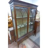 EARLY 20TH CENTURY MAHOGANY DISPLAY CABINET WITH 2 ASTRAGAL GLASS DOORS OPENING TO SHELVED INTERIOR