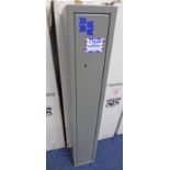 BOXED METAL GUN CABINET APPROX 130CM TALL Condition Report: All have keys present