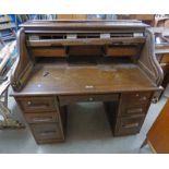 EARLY 20TH CENTURY OAK ROLL-TOP TWIN PEDESTAL DESK Condition Report: Roll top