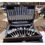 WALNUT CASED CANTEEN OF SILVER PLATED CUTLERY,