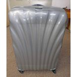 SAMSONITE LARGE SILVER SUITCASE ON 4 SPINNER WHEELS WITH COMBINATION LOCK 81 x 55 x 34CM