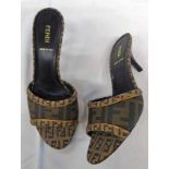 FENDI BROWN ZUCCHINO LEATHER PEEP-TOE HEELED MULES SIZE 36.