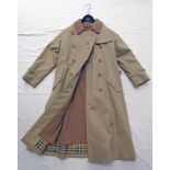 BURBERRY LONG BEIGE TRENCH COAT WITH REMOVABLE WOOL LINER SIZE 6 PETITE