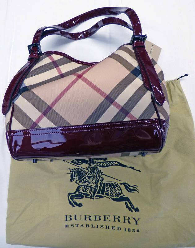 NEW LARGE BURBERRY LEATHER SUPERNOVA CHECK BERRY RED SHOULDER BAG Condition Report: