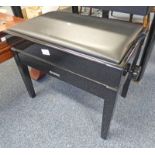 YAMAHA RISE AND FALL PIANO STOOL