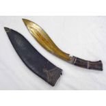 NEPALESE KUKRI WITH 33CM LONG CHARACTERISTIC BLADE WITH HORN AND WHITE METAL MOUNTED GRIP WITH ITS