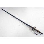 18TH CENTURY SMALL SWORD WITH 68CM LONG TRIANGULAR-SECTION BLADE WITH ETCHED DECORATION AND A