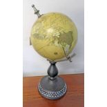 WORLD GLOBE ON PASTE SET STAND