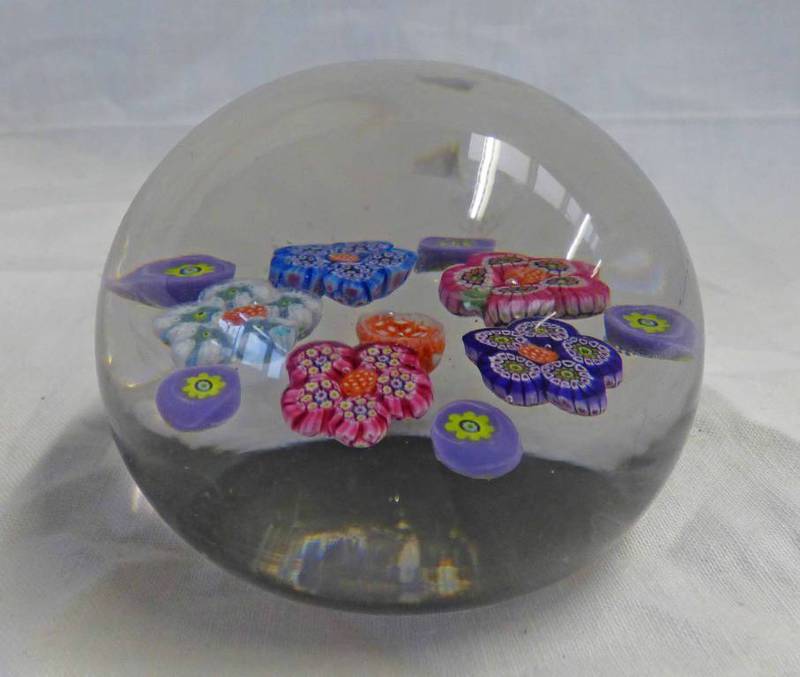 PAUL YSART PAPERWEIGHT WITH FLOWERHEADS DECORATION - 7CM DIAMETER Condition Report: