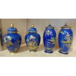 4 CARLTON WARE CHINOISERIE PATTERN LUSTRE LIDDED VASES - TALLEST 18CM