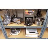 2 SHELVES OF KITCHENWARE,