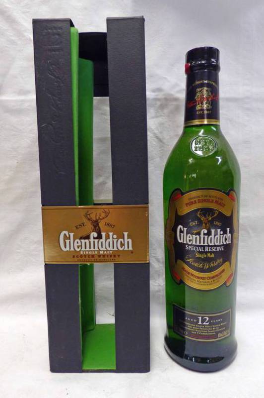 1 BOTTLE GLENFIDDICH 12 YEAR OLD SINGLE MALT WHISKY - 70CL,