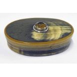 SCOTTISH HORN OVAL SNUFF BOX, THE LID INSET WITH FACETED CITRINE - 9.