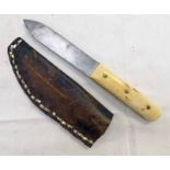 RUSSELL GREEN RIVER WORKS KNIFE WITH SINGLE EDGE SCALLOP BACK 12.