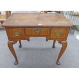 LATE 18TH CENTURY WALNUT LOWBOY WITH 3 DRAWERS ON QUEEN ANNE SUPPORTS 71CM TALL