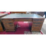 EARLY 20TH CENTURY MAHOGANY PARTNER DESK WITH CENTRALLY SET DRAWERS FLANKED BY 4 DRAWERS EACH SIDE