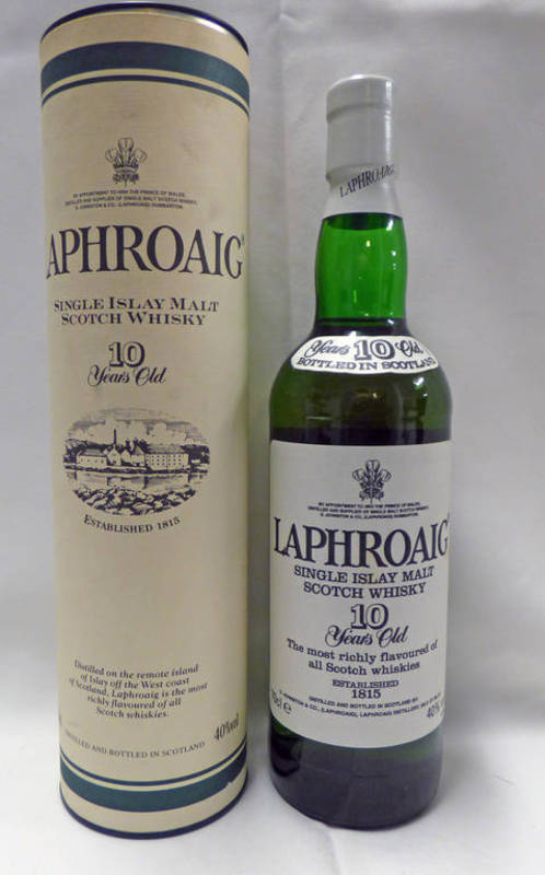 1 BOTTLE LAPHROAIG 10 YEAR OLD SINGLE ISLAY MALT WHISKY - 70CL, 40% VOLUME,