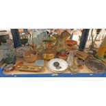 SELECTION OF VARIOUS ITEMS TO INCLUDE TRAYS, CANTERBURY COLLECTION INSCH PLATES, BRASS KETTLE,