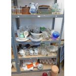 LARGE SELECTION OF VARIOUS PORCELAIN GLASSWARE,