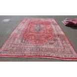 LARGE RED GROUND KASHAN CARPET WITH TRADITIONAL FLORAL MEDALLION DESIGN 398 X 315CM