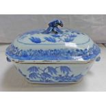 19TH CENTURY CHINESE BLUE & WHITE LIDDED TUREEN MAX.